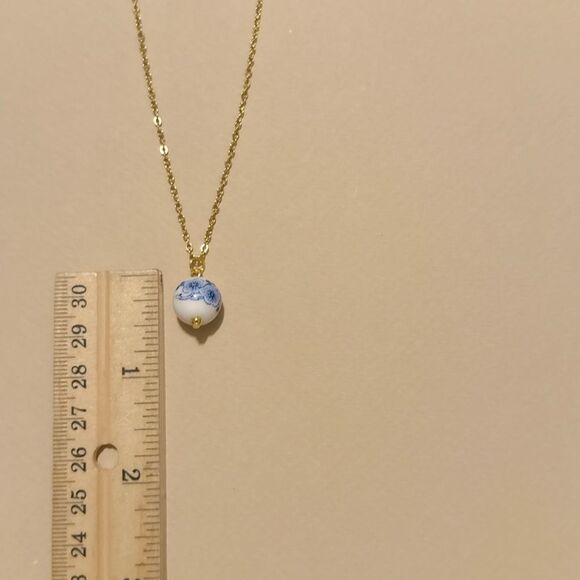 Elegant Gold Necklace with Blue and White Pendant S915 - Picture 4 of 4